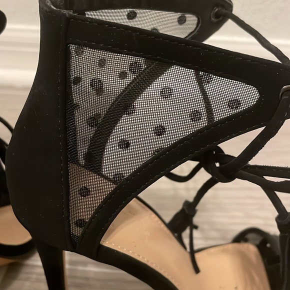 Women heels - Picture 8 of 10